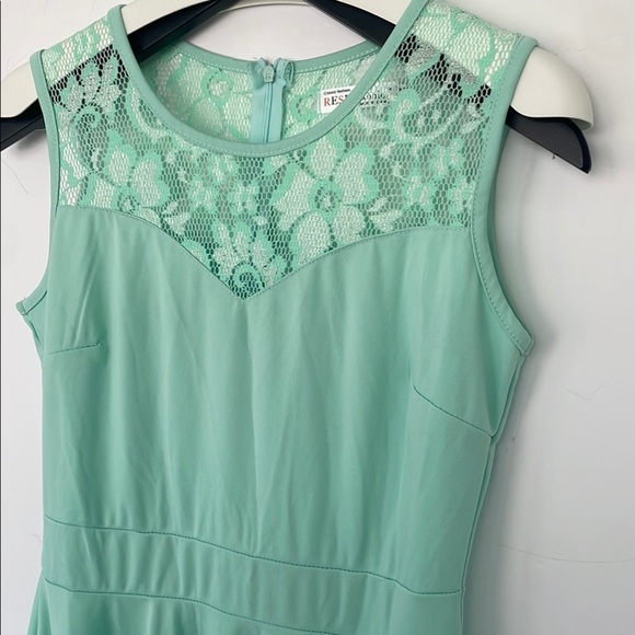 Green A-Line Sleeveless Lace Dress Medium - Picture 4 of 17